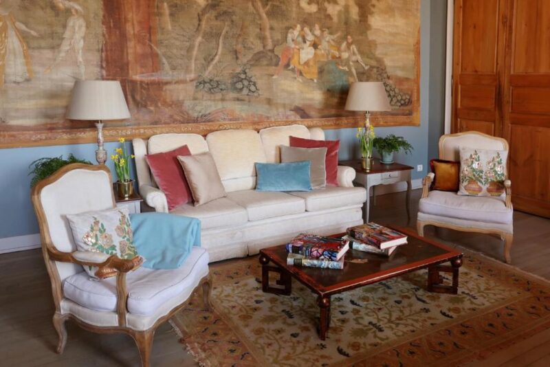シャンブル ドット ラ トゥール サント セシル(Chambres d'hôtes La Tour Sainte-Cécile)